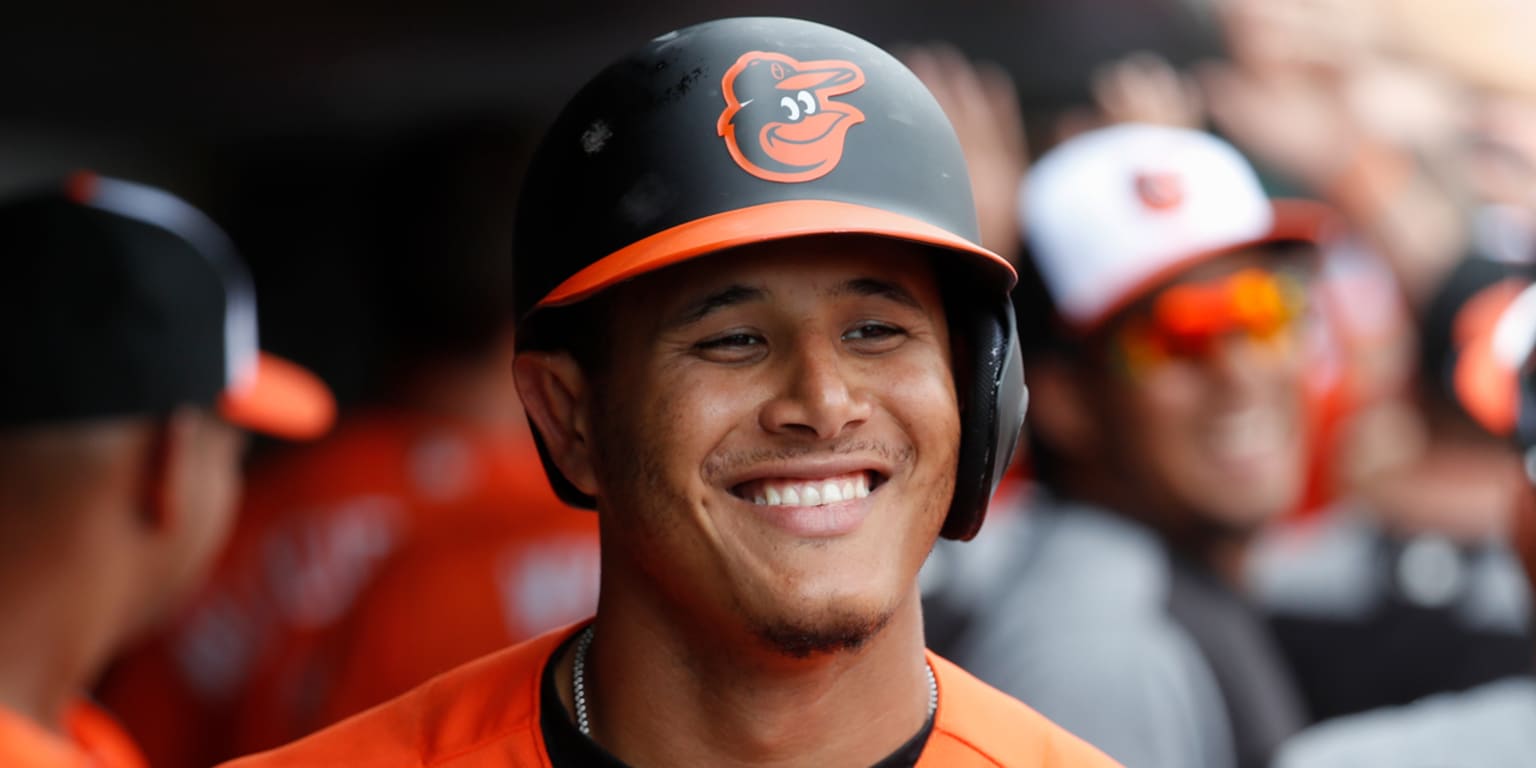 Who Is Manny Machado Wife? New Details Yainee Alonso LA Dodgers World  Series Red Sox