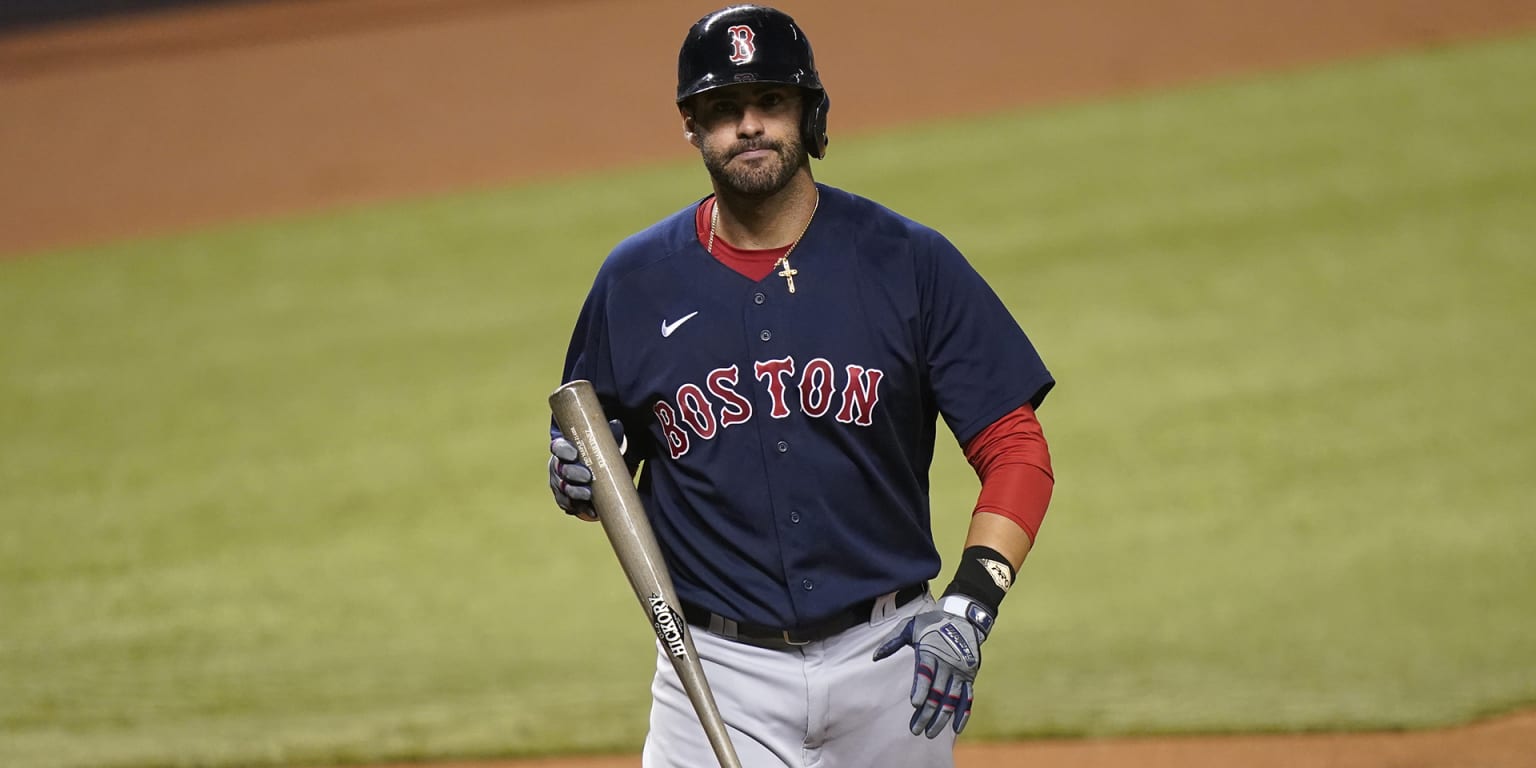 Boston Red Sox 'baffled' by J.D. Martinez's slump; DH's average