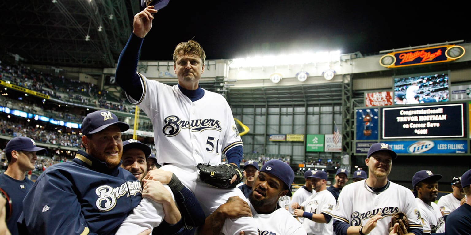Trevor Hoffman elected to Hall of Fame