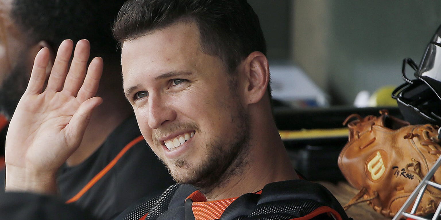 Nice toss. : gifs  Buster posey, Sf giants, Pitchers glove