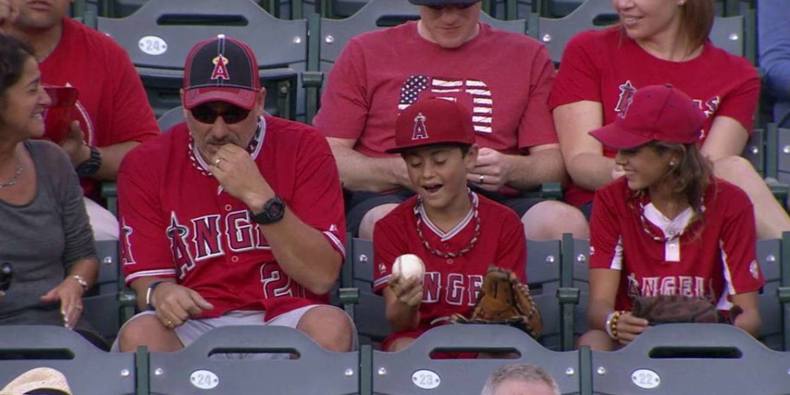 MLB - Mike Trout gave this young fan a game-worn jersey