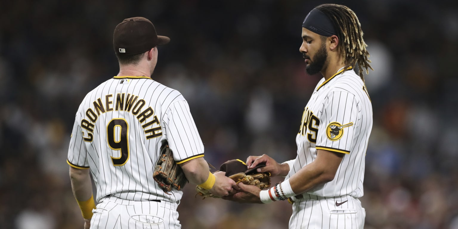 San Diego Padres shortstop debate rages on during first week