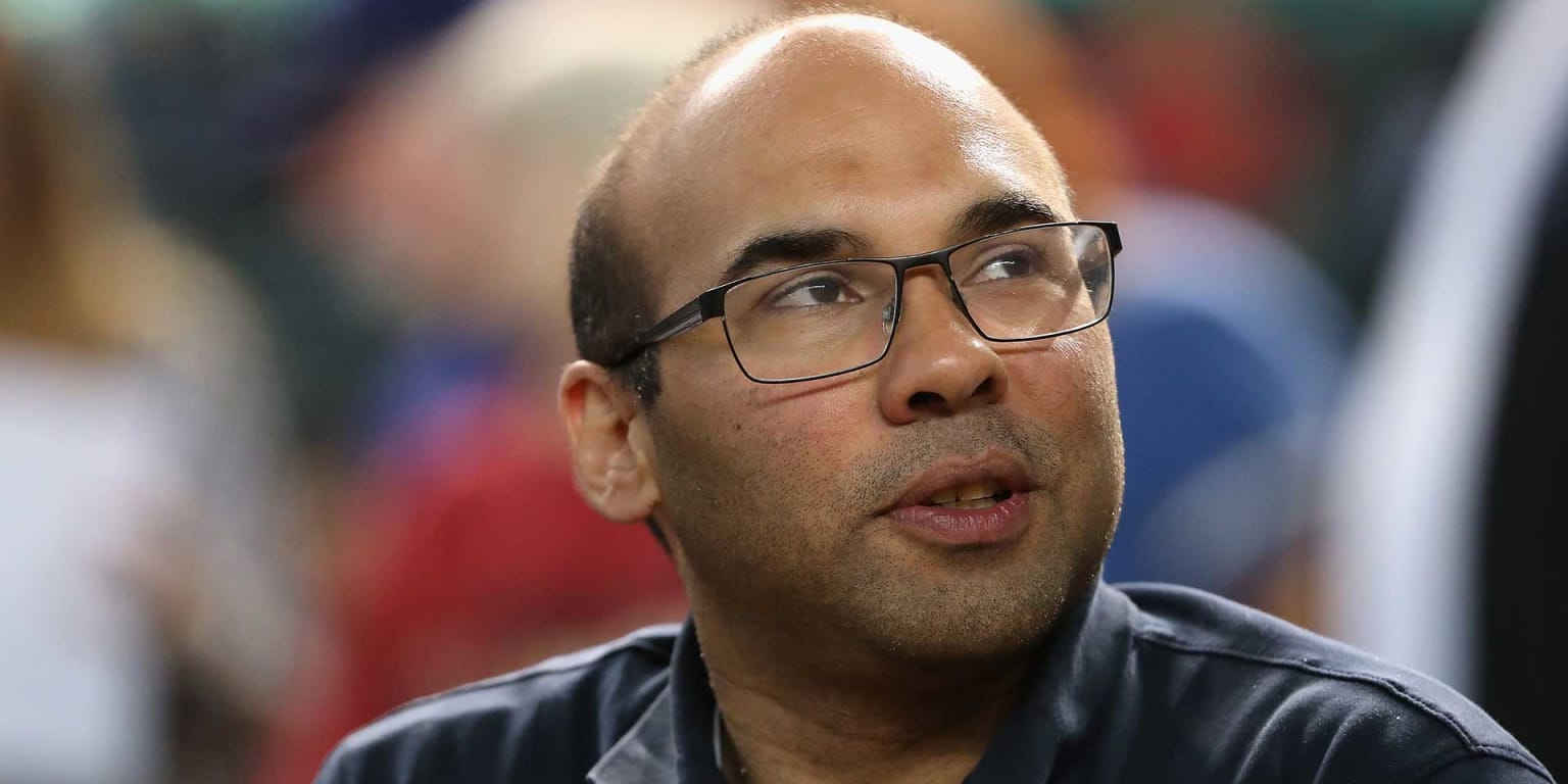 Giants boss Farhan Zaidi on Dodgers' World Series title: Still