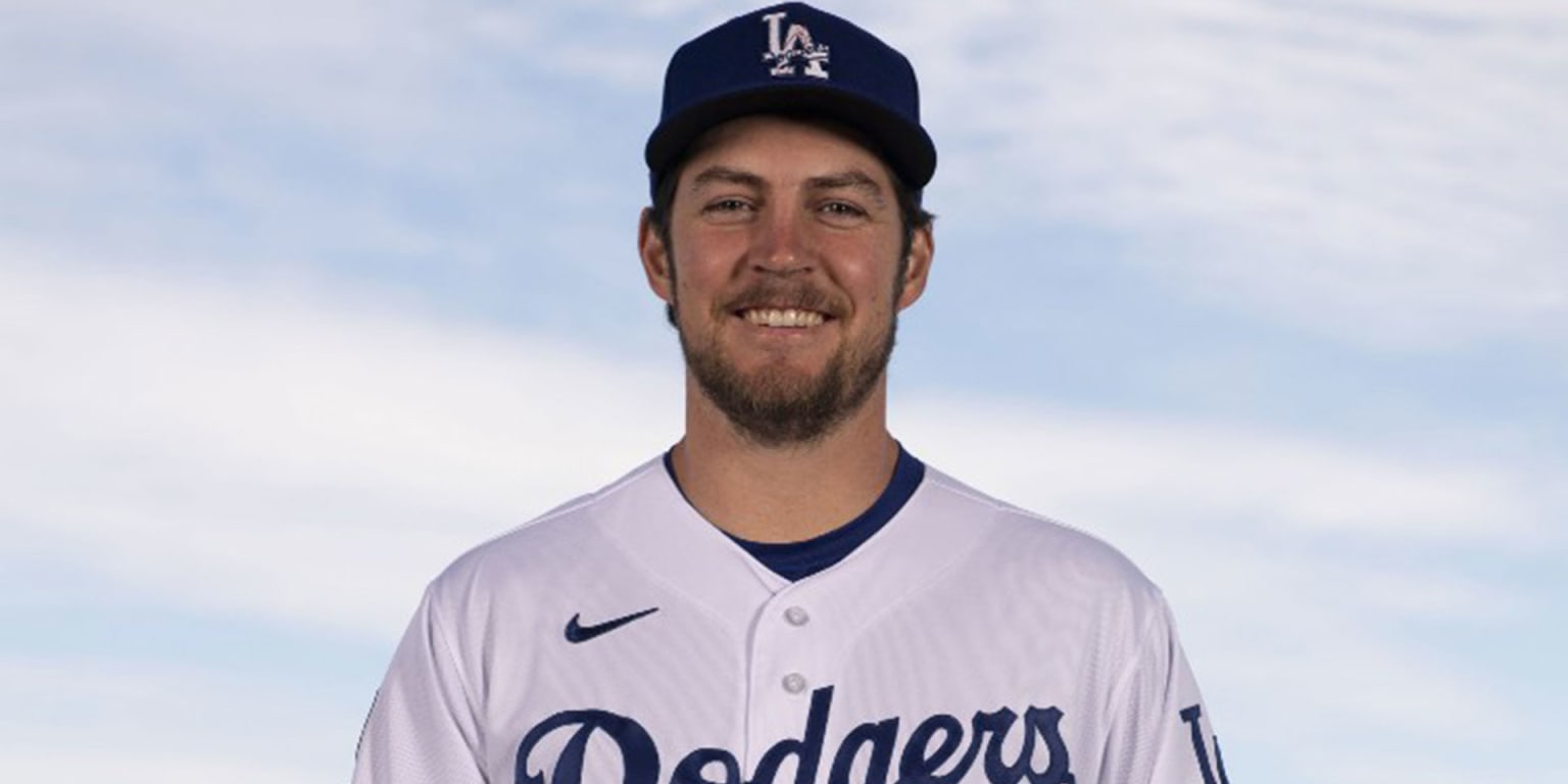 Dodgers' Bauer receives warning from MLB for uniform violation