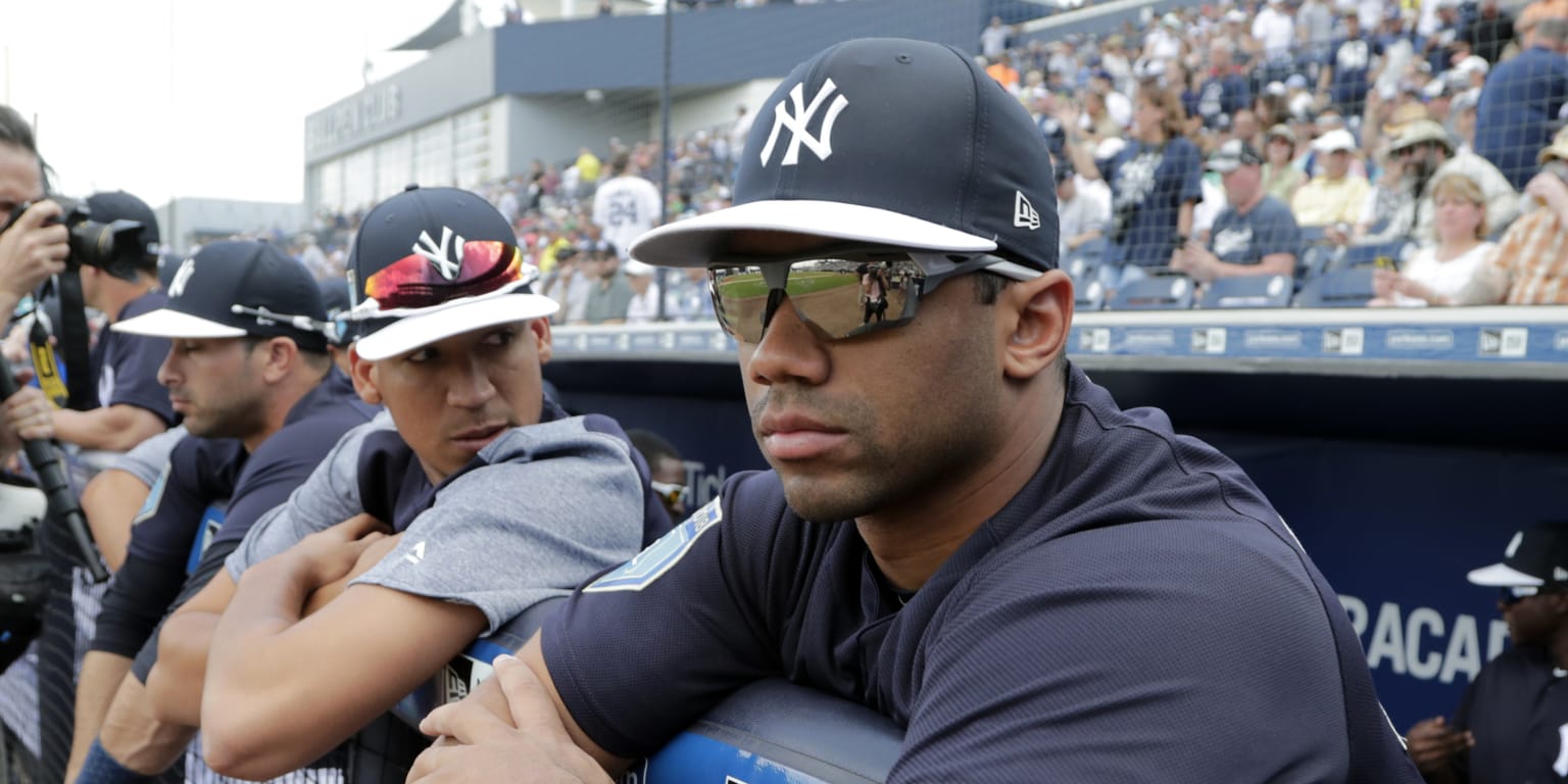 Did Russell Wilson play baseball? Yes, and the Yankees still own his MLB  draft rights