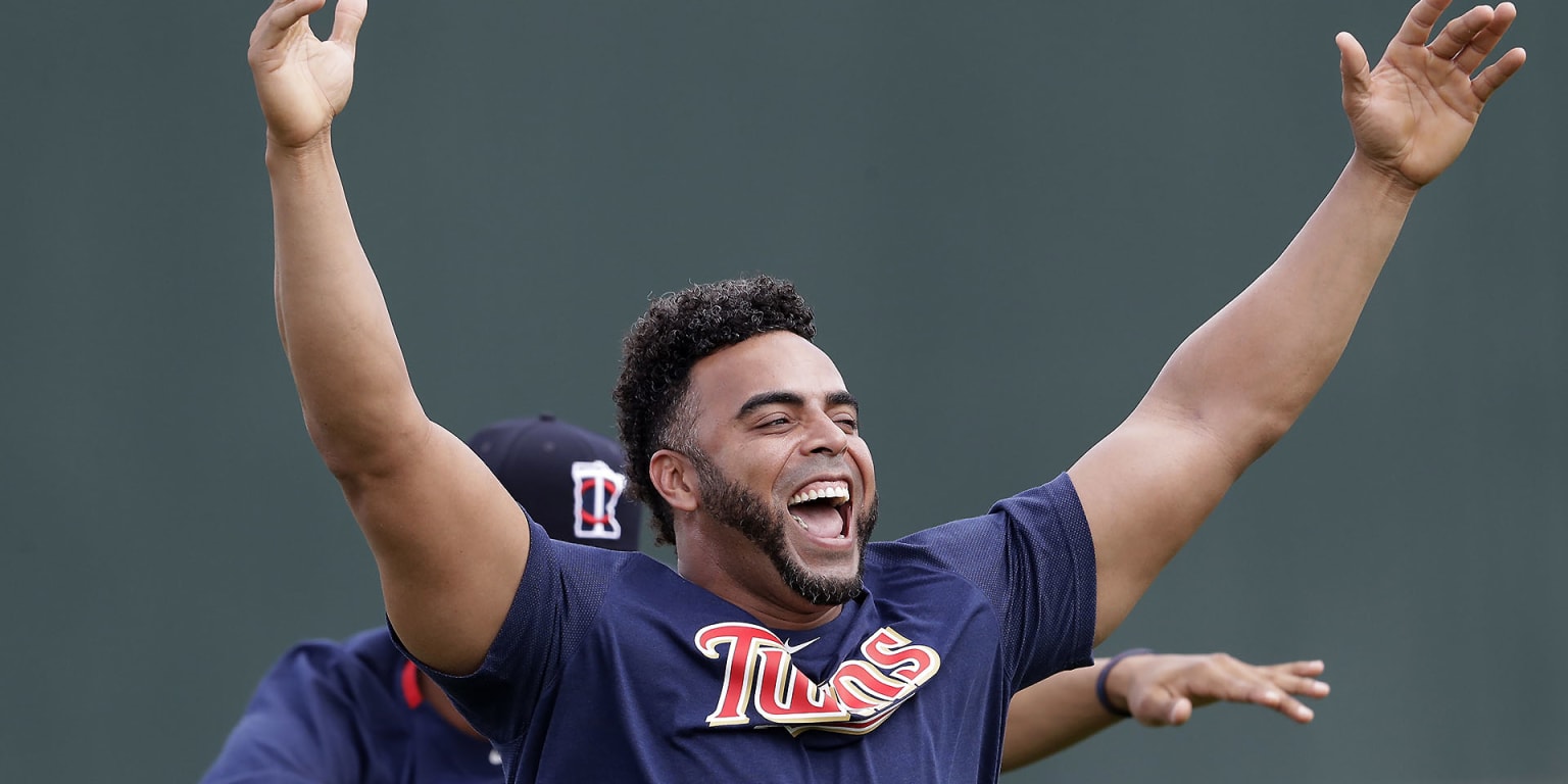 Twins outfielder Gilberto Celestino will have thumb surgery, miss