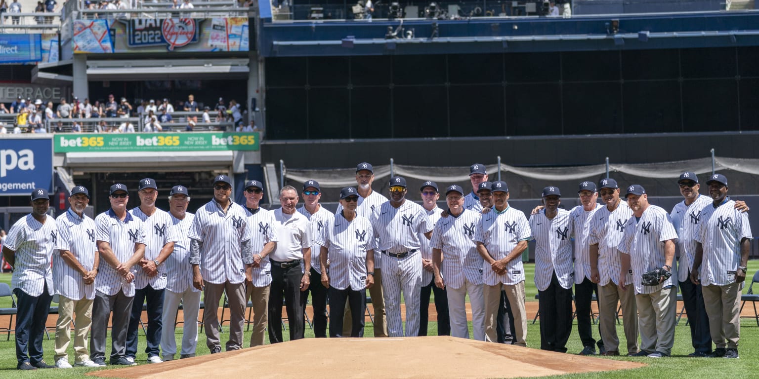 Uncle Mike's Musings: A Yankees Blog and More: Yankees Win On Odd  Old-Timers Day