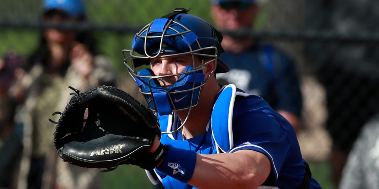 Dodgers News: Dave Roberts 'Really Happy' Kyle Farmer Has Found