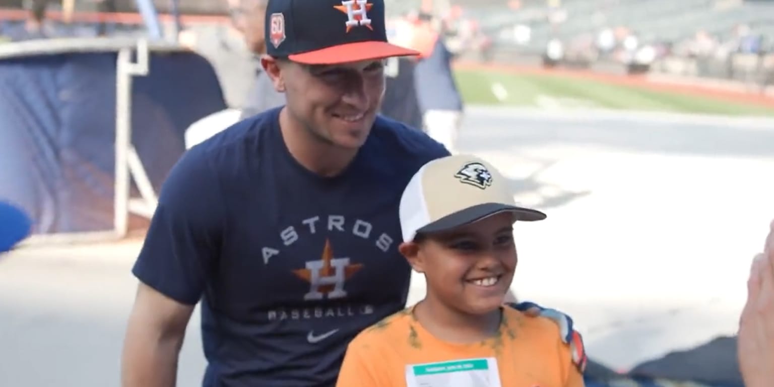 Alex Bregman goes all out to prank youth baseball players