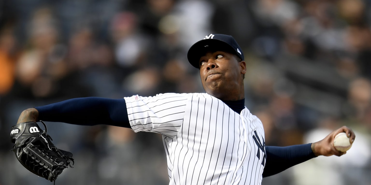Yankees get Aroldis Chapman from Reds for 4 minor leaguers - The