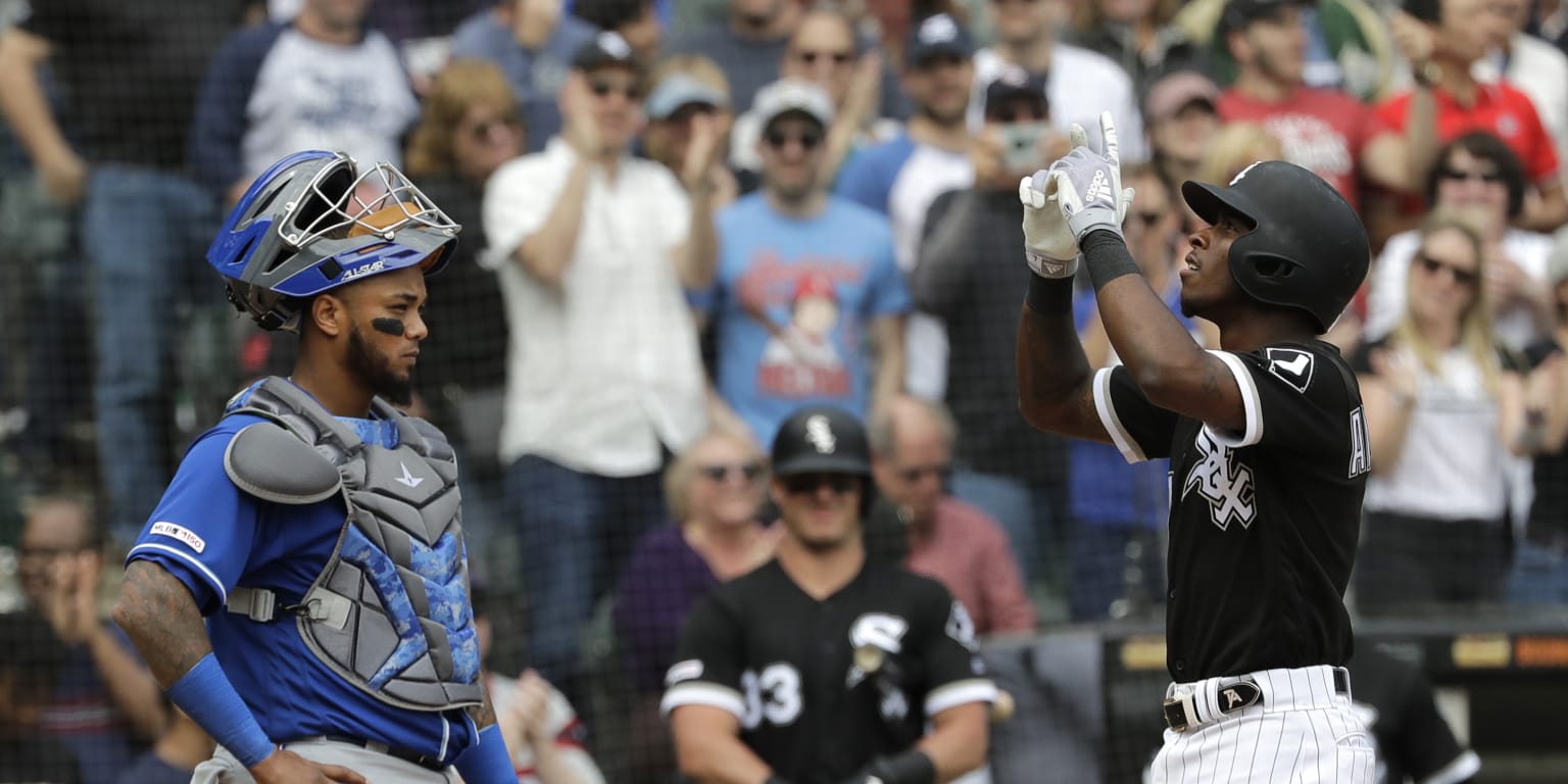 Randal Grichuk, Tim Anderson get into Twitter beef over bat flips