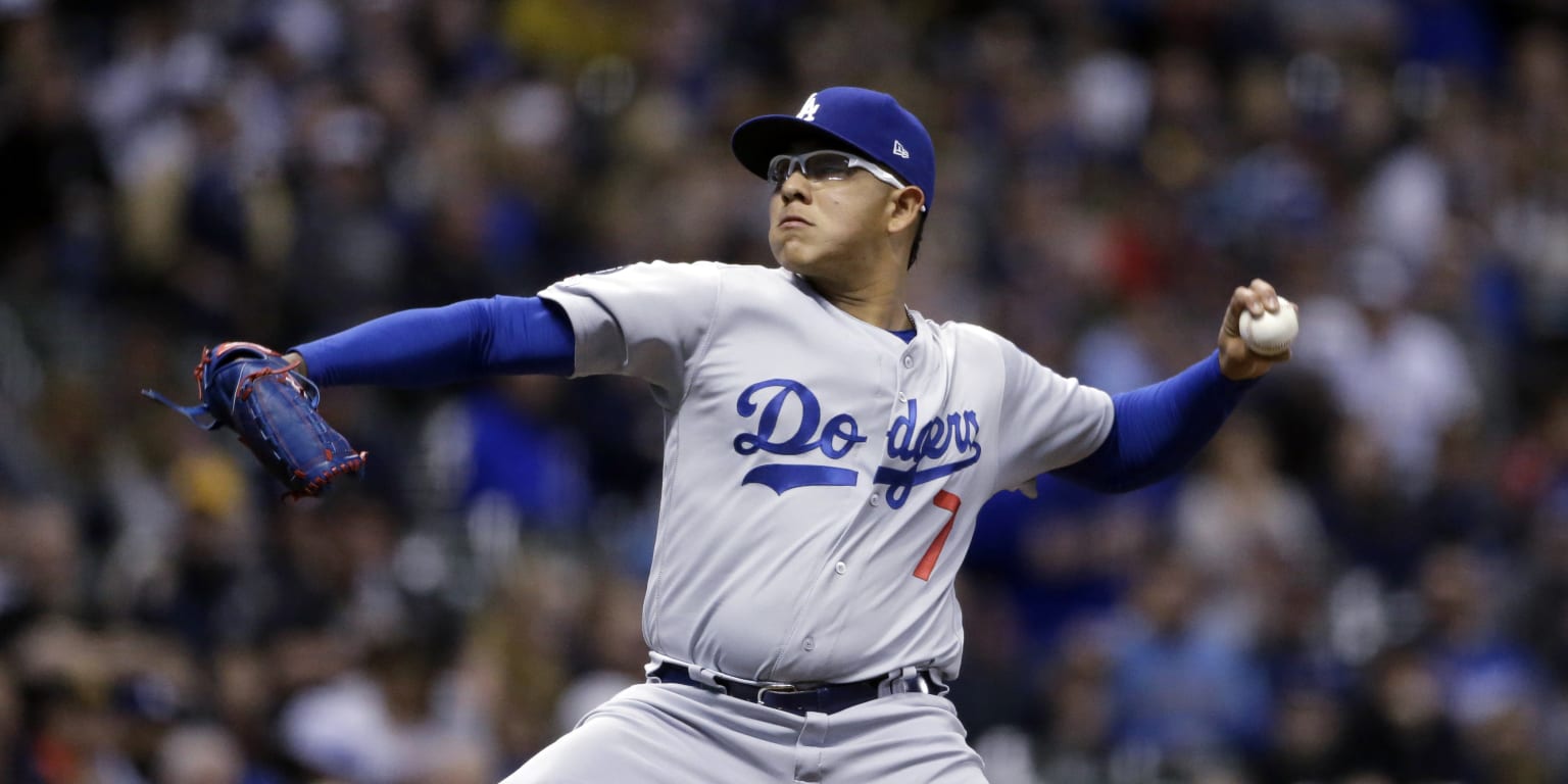 Julio Urias rebounds, Dodgers win fifth straight