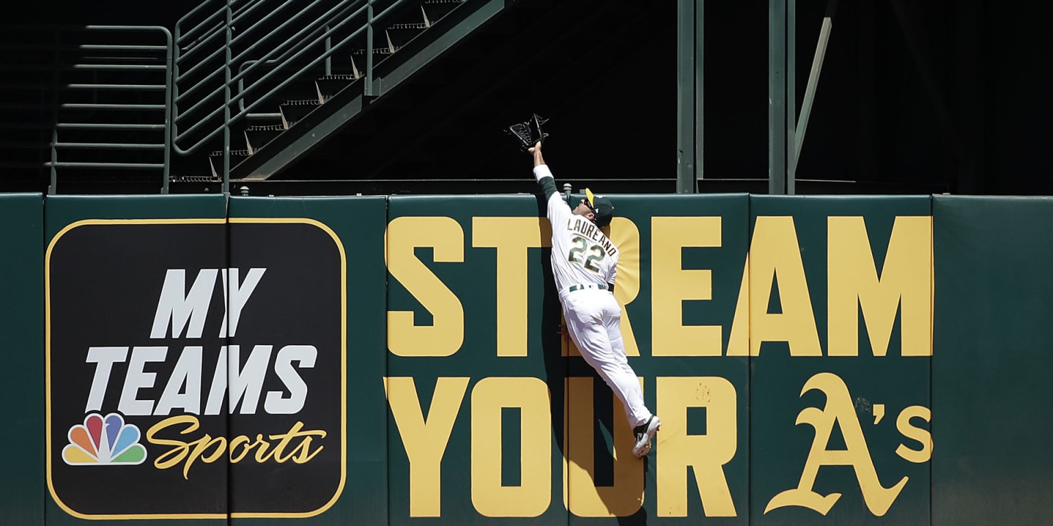 Crazy baseball double plays