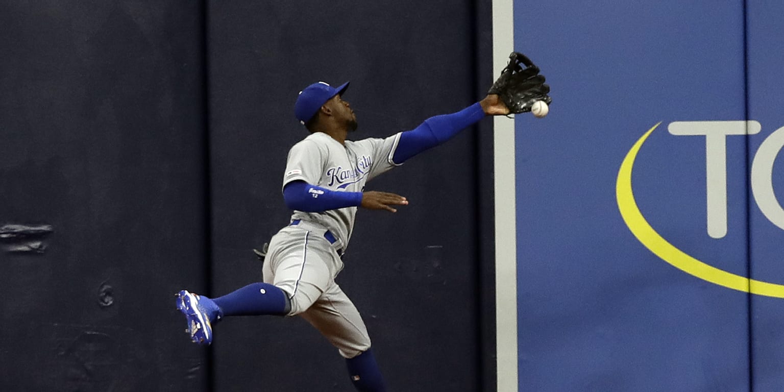Jorge Soler struggling on defense in 2019