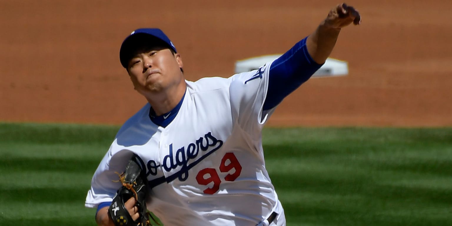Hyun-Jin Ryu gets Opening Day win