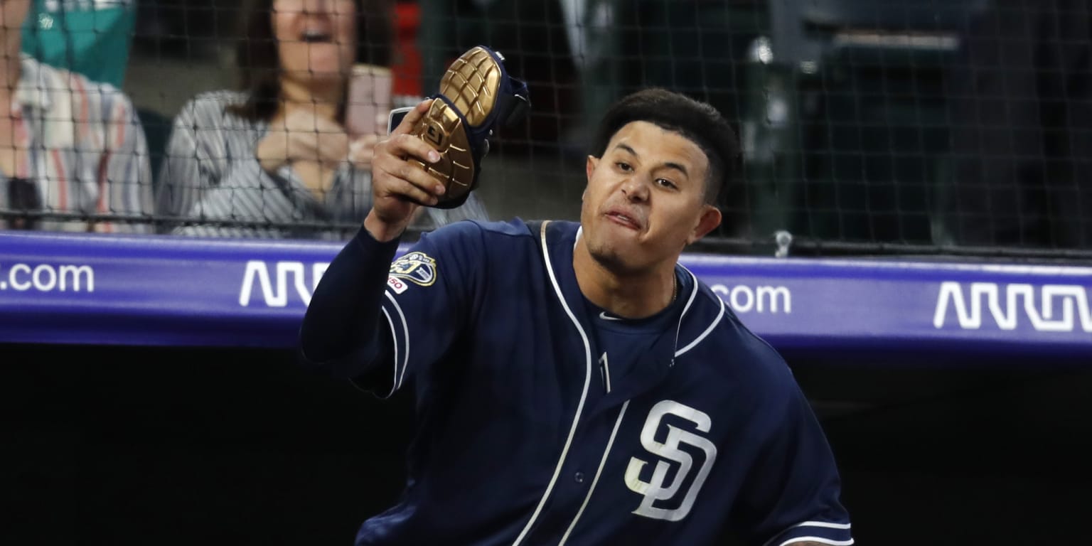 Machado gets first hits as Padre, Kinsler goes yard in win