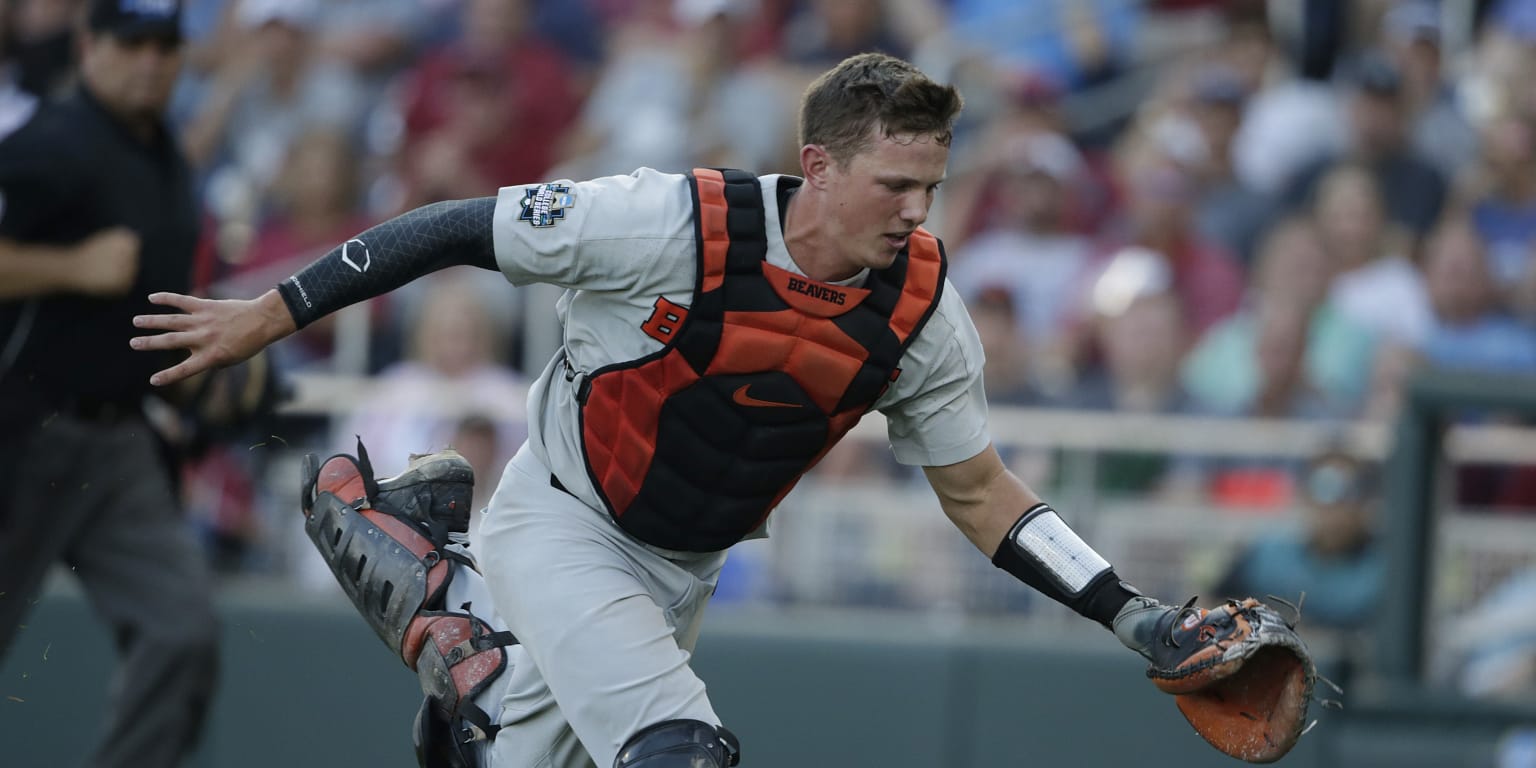 Adley Rutschman channels Giants' Buster Posey, his favorite