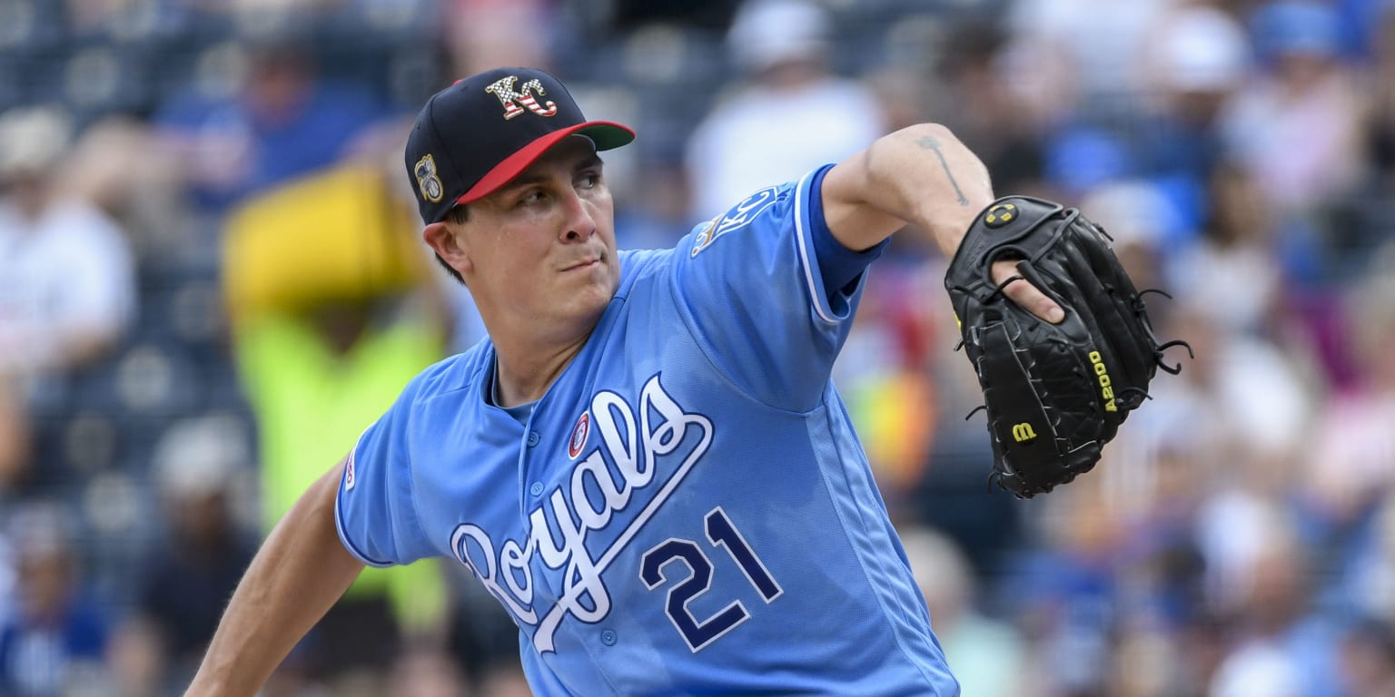 Royals, veteran pitcher Homer Bailey gambling on each other