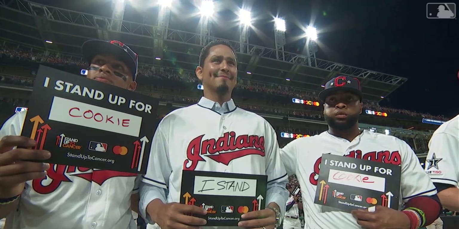 Momento emotivo con “Cookie” Carrasco en el Juego de Estrellas