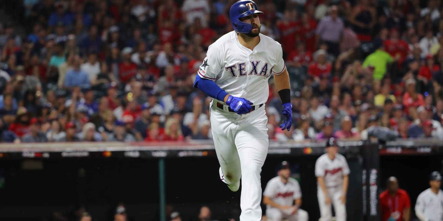 Joey Gallo keeps his cool, then blasts game-winning home run for