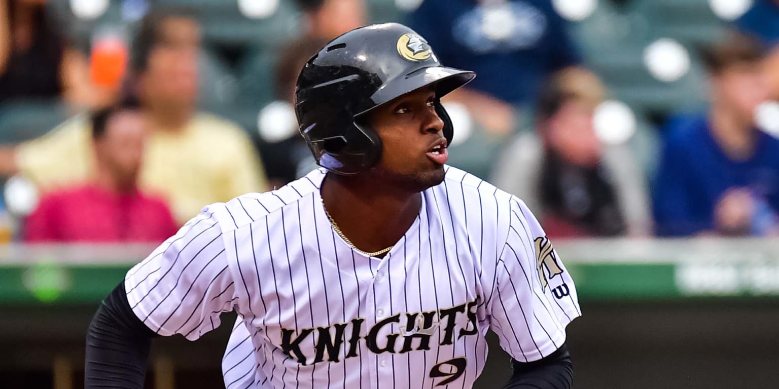 White Sox introduce prized prospect Luis Robert