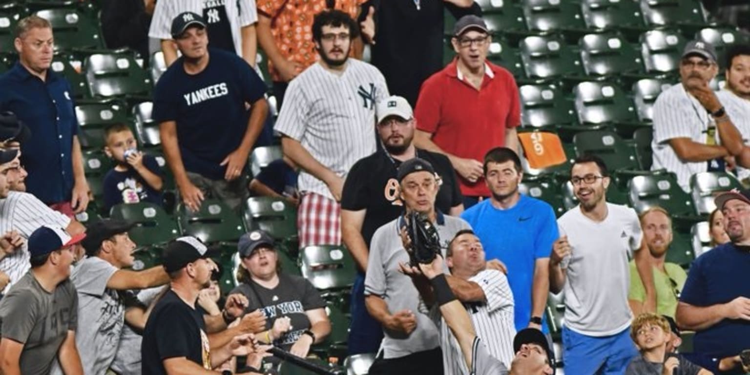 Mike Tauchman with a Great Shirt : r/NYYankees