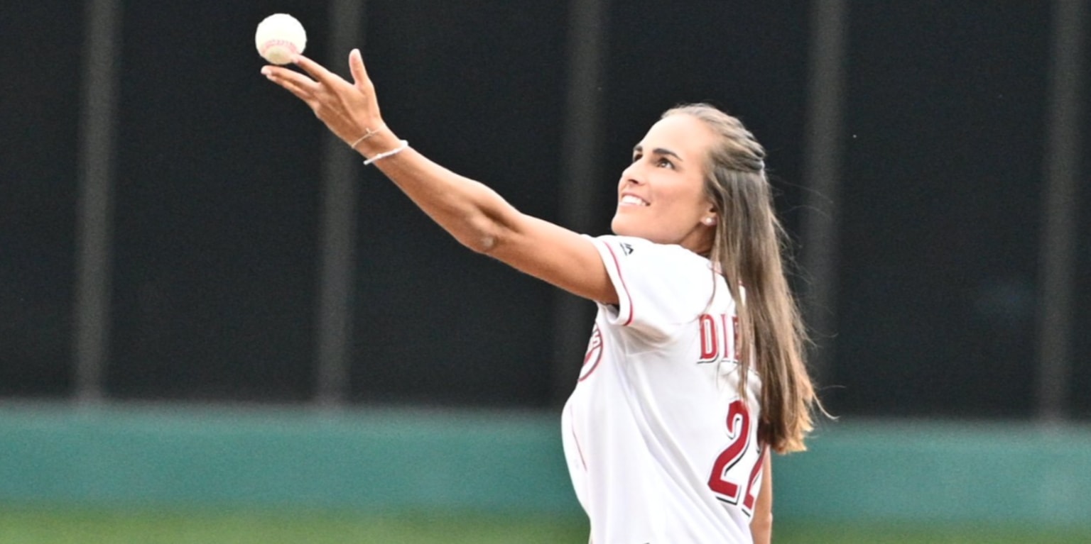 Monica Puig: Derek Dietrich's girlfriend serves Reds-Cubs first pitch