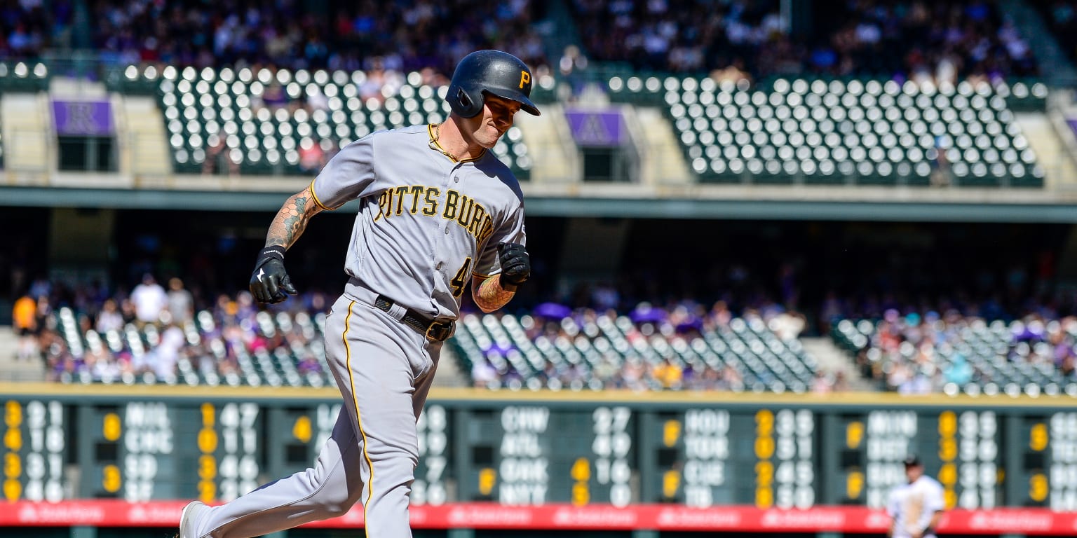 Brault homers, pitches into 7th as Pirates sweep Rockies 6-2