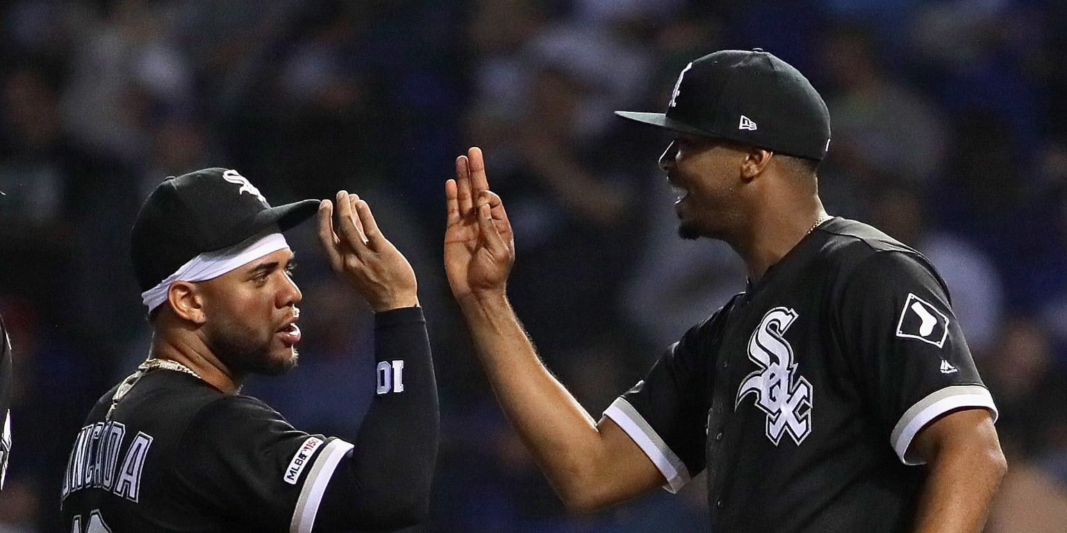 The White Sox are a half-game out. Should they have kept Chris Sale and Adam  Eaton? 