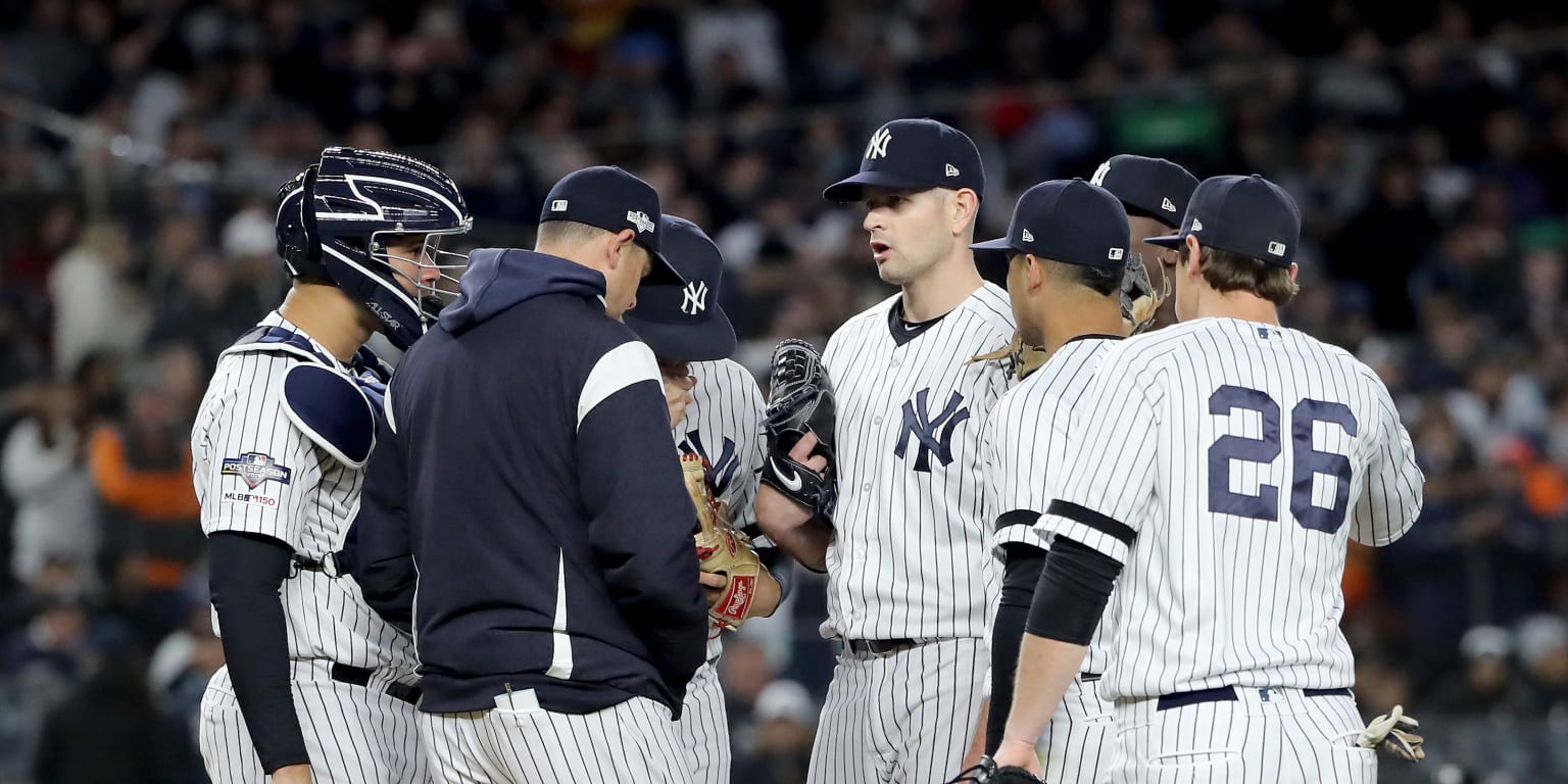 Mussina refuses to exit the ballgame, tosses complete game 