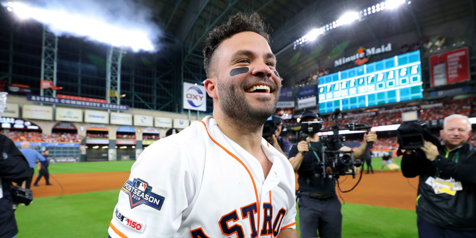 José Altuve shows tattoo in Astros clubhouse - The Washington Post