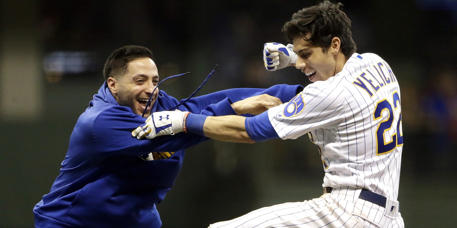 The nine craziest moments from Brewers 15-14 win over Washington