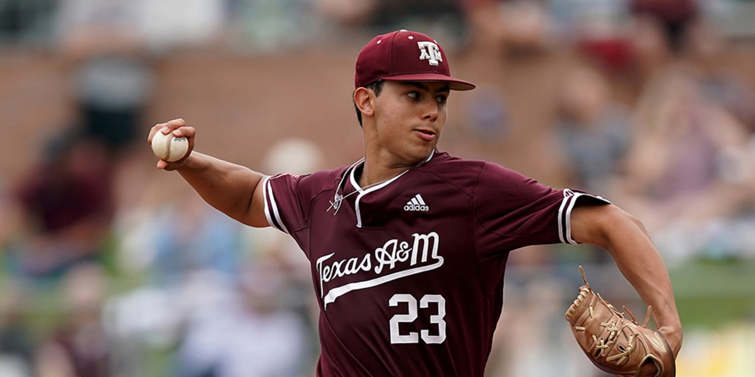 Texas A&M Aggies Baseball Bats Home Plate Short Sleeve Tee