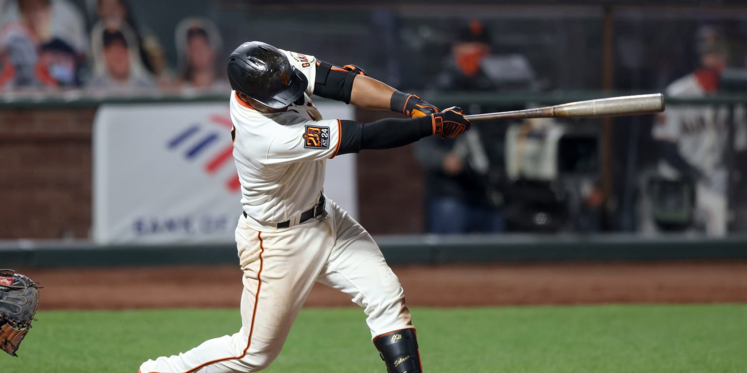 Evan Longoria's clutch hit gives Giants come-from-behind win