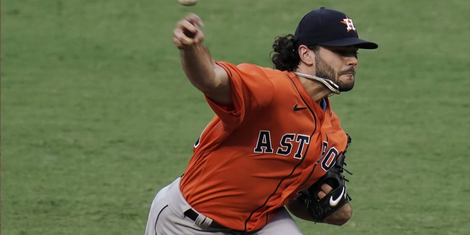 For first time since injury, Astros' Andre Scrubb throws off mound