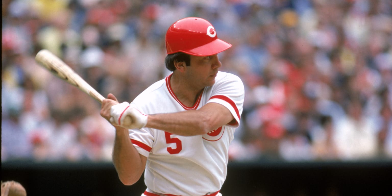 Cincinnati Reds - January 9: Johnny Bench (in 1989) and