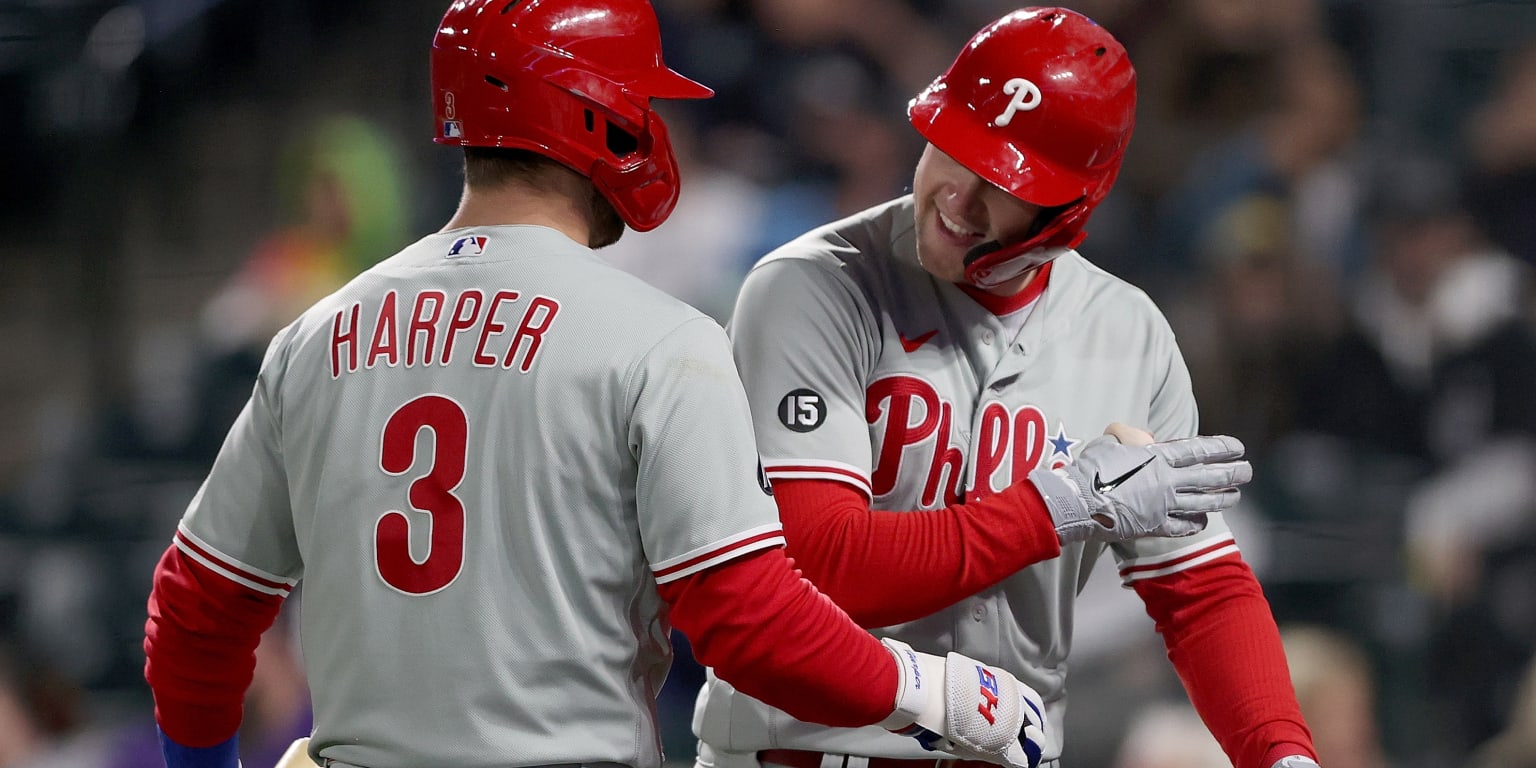 Rhys Hoskins' second-half slump should be on list of Phillies' off