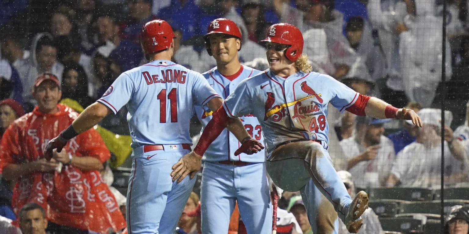 Cardinals hit 3 homers in 5th, beat Cubs 6-0