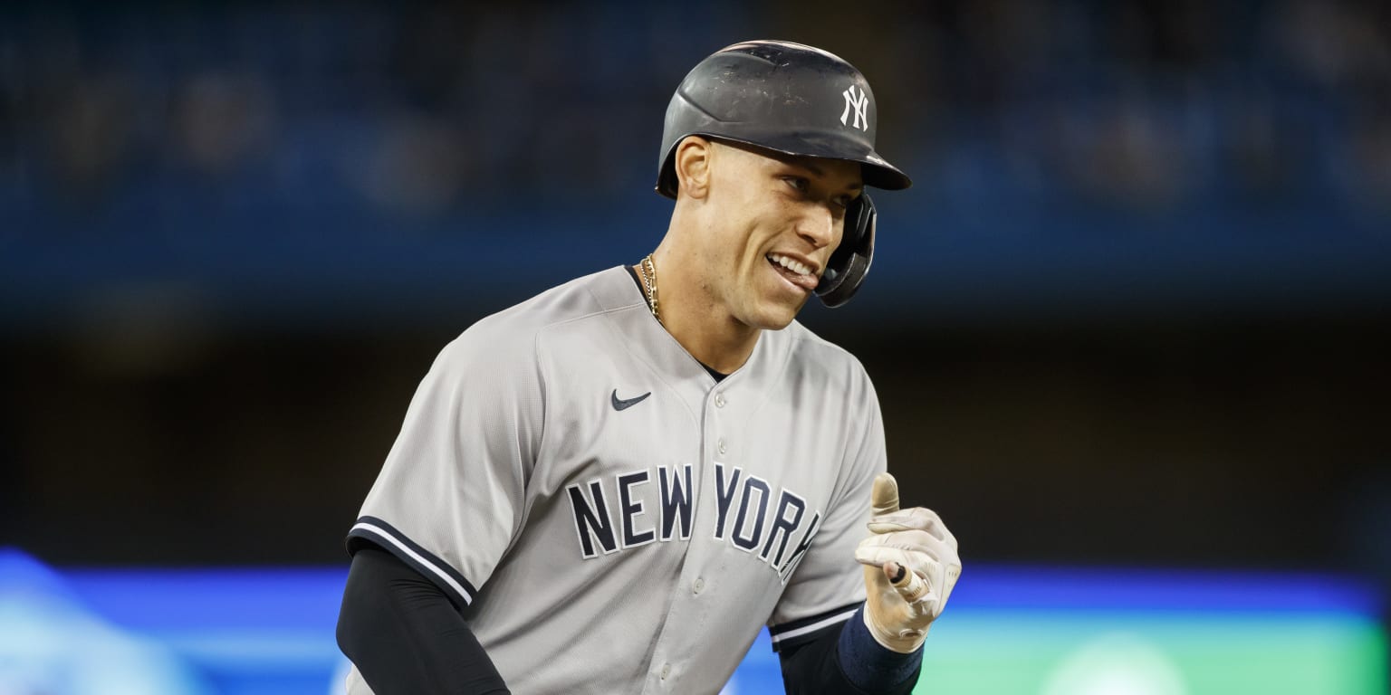 Aaron Judge extension talks; Yankees' shortstop need