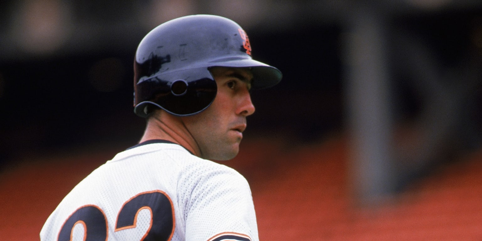 My Hall of Fame': Giants' Will Clark relishes ceremony retiring