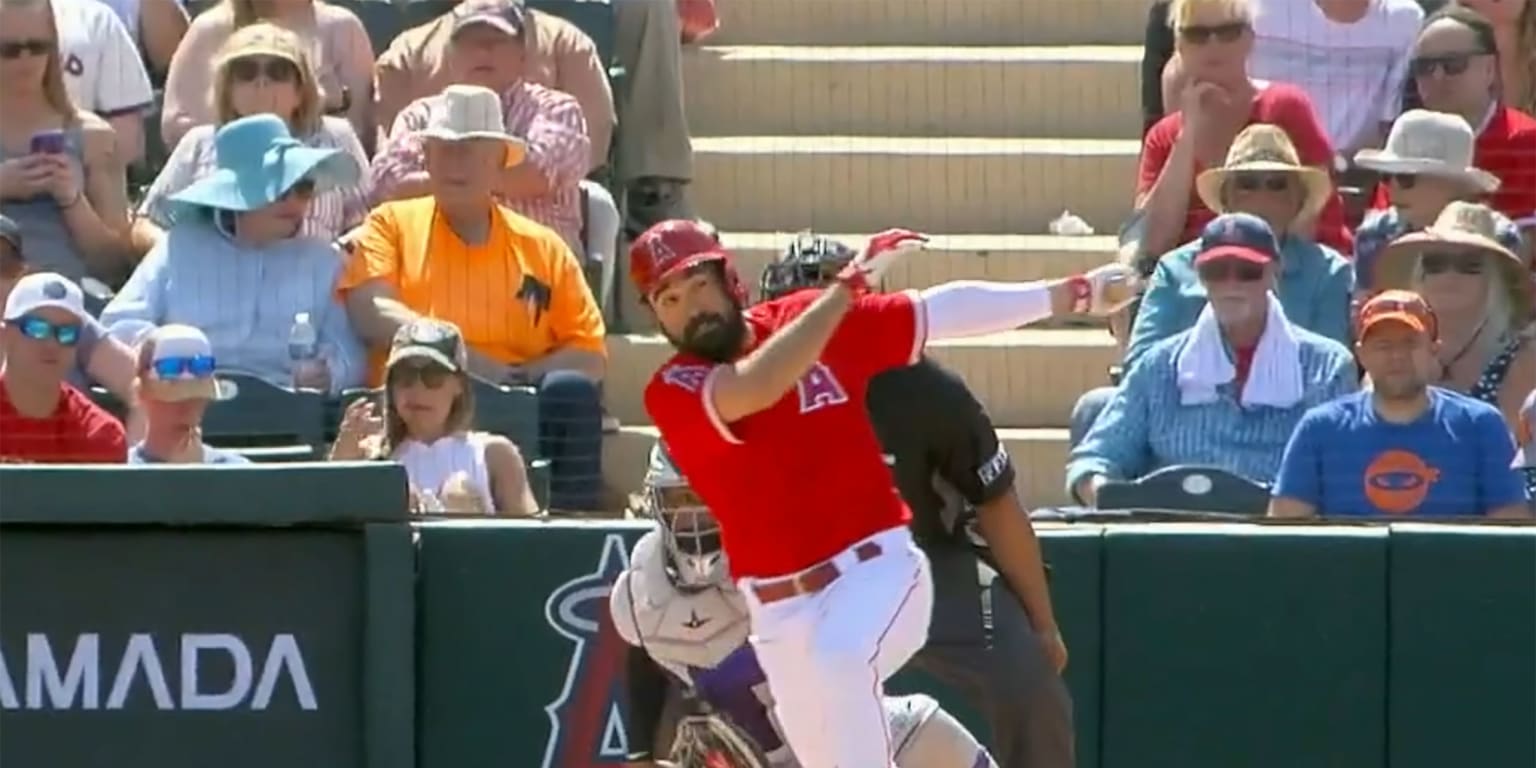 Anthony Rendon impresses Angels in 2022 spring debut