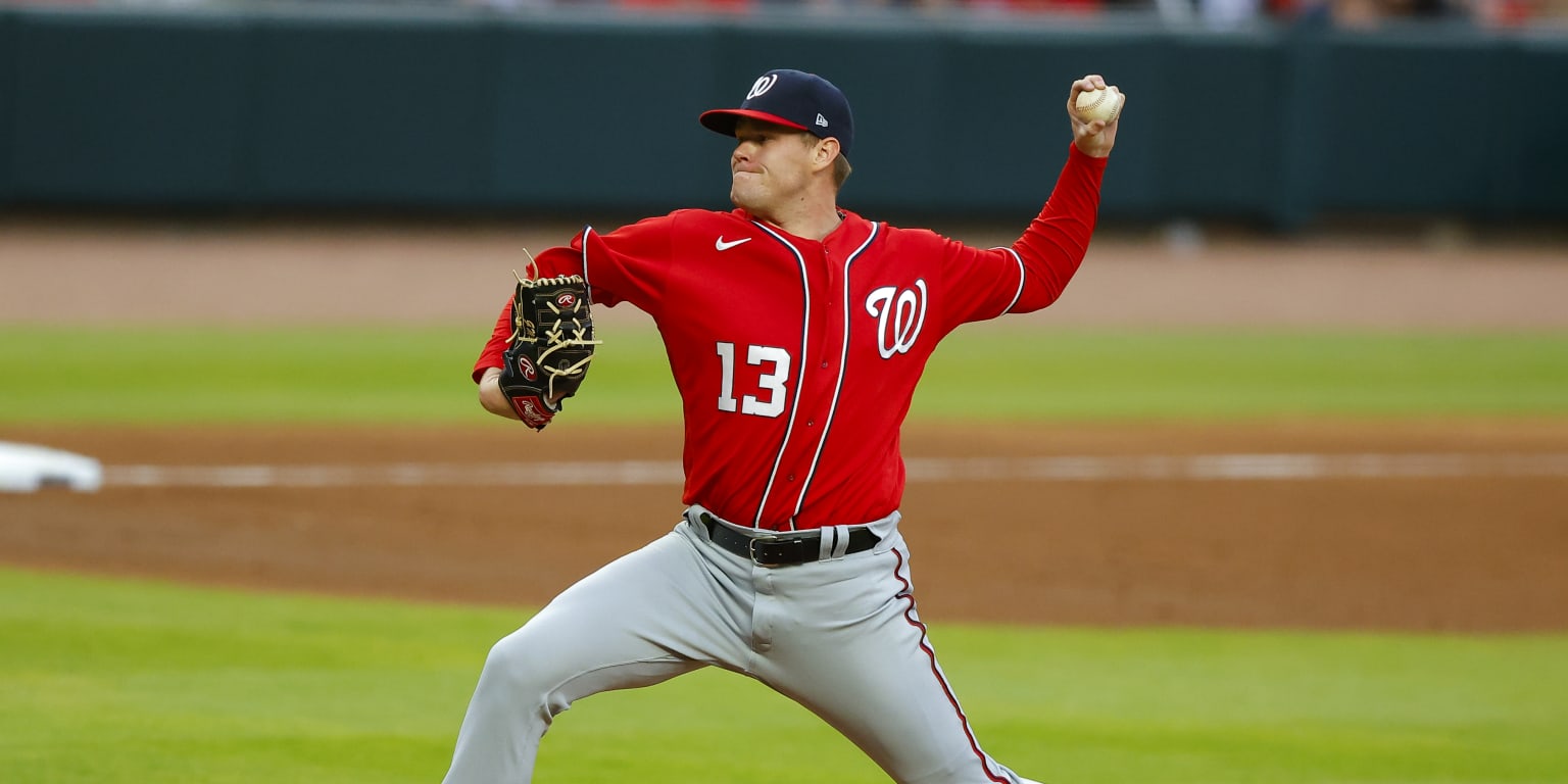 Rogers shuts down Diamondbacks in Marlins' 5-1 victory Photos