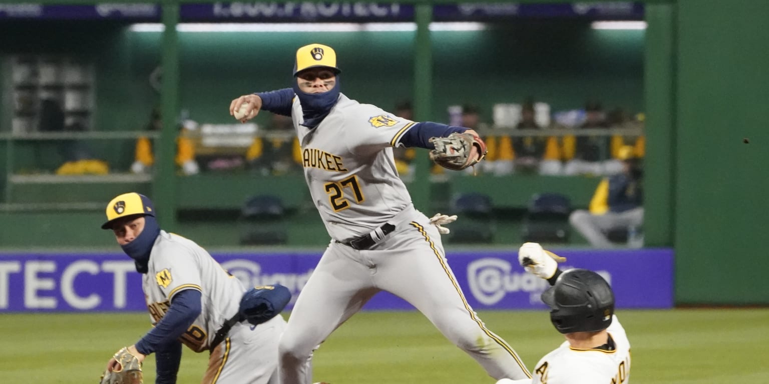 Brewers' Willy Adames has unforgettable day by meeting his idol