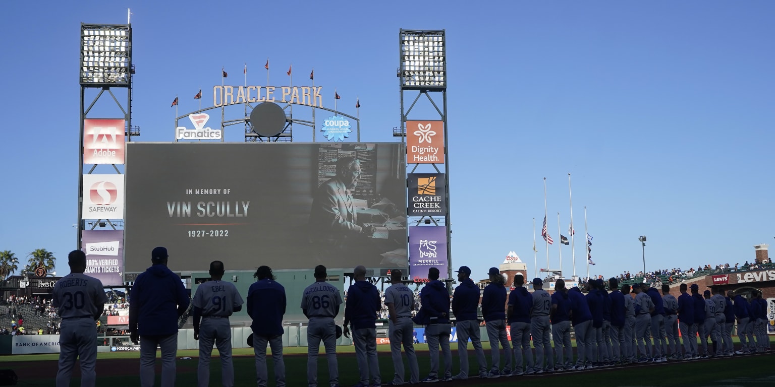 Dodgers honor legendary broadcaster Vin Scully with uniform patch