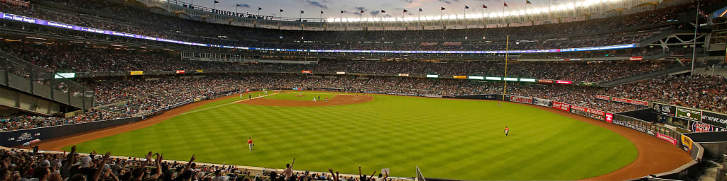 Visiting New York (Japanese) | Yankee Stadium | New York Yankees