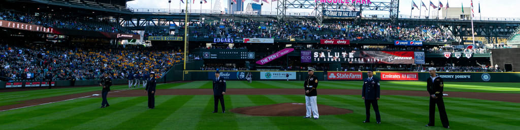 Mariners salute Latin American Béisbol on September 8th