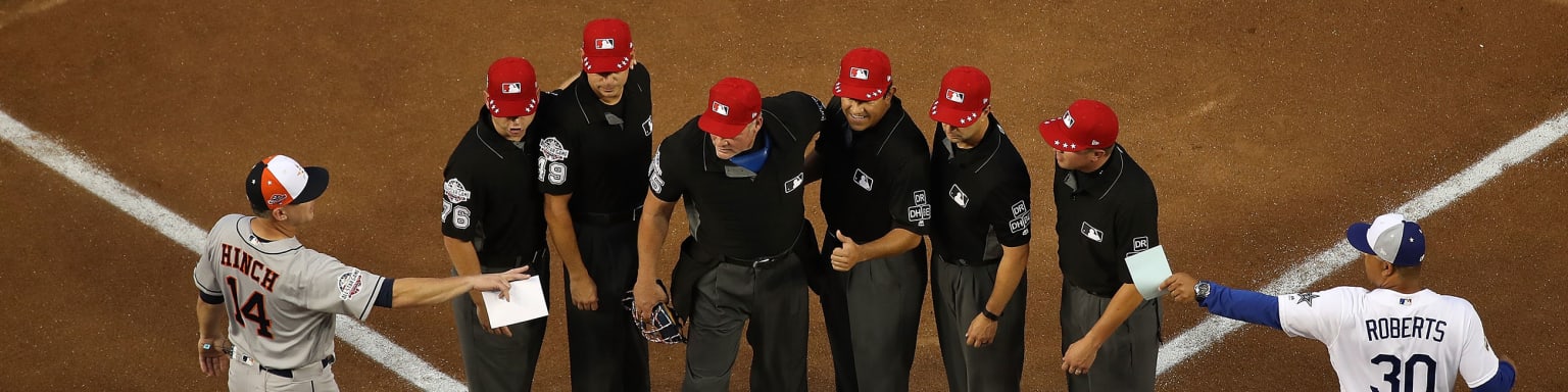 Photo: Major League Umpires - SLP2021071903 