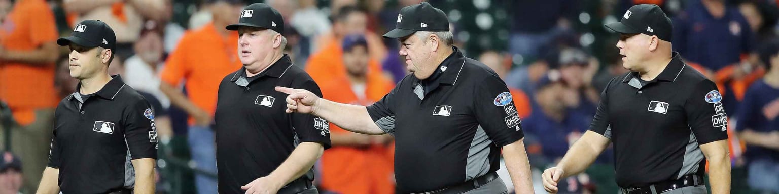 Palm Springs Dale Scott announces his retirement as an MLB umpire