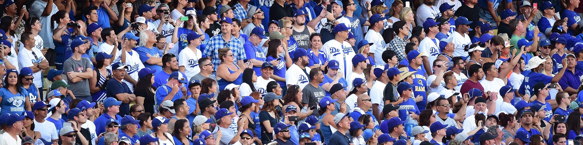With a Crowd of Diverse Faces, Dodger Stadium Stands Out - The New York  Times