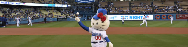 Hello Kitty Night | Los Angeles Dodgers